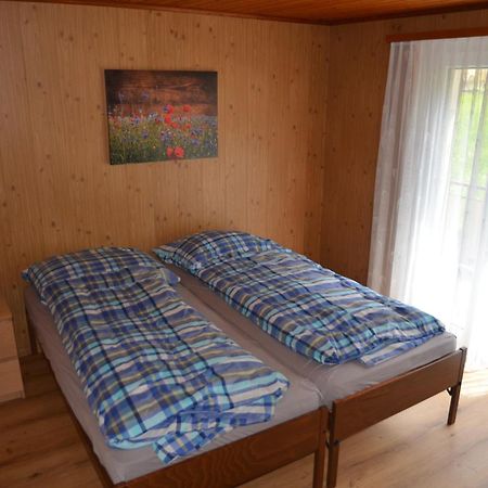 Grosse, Schoene Wohnung Im Gruenen Brig Ngoại thất bức ảnh