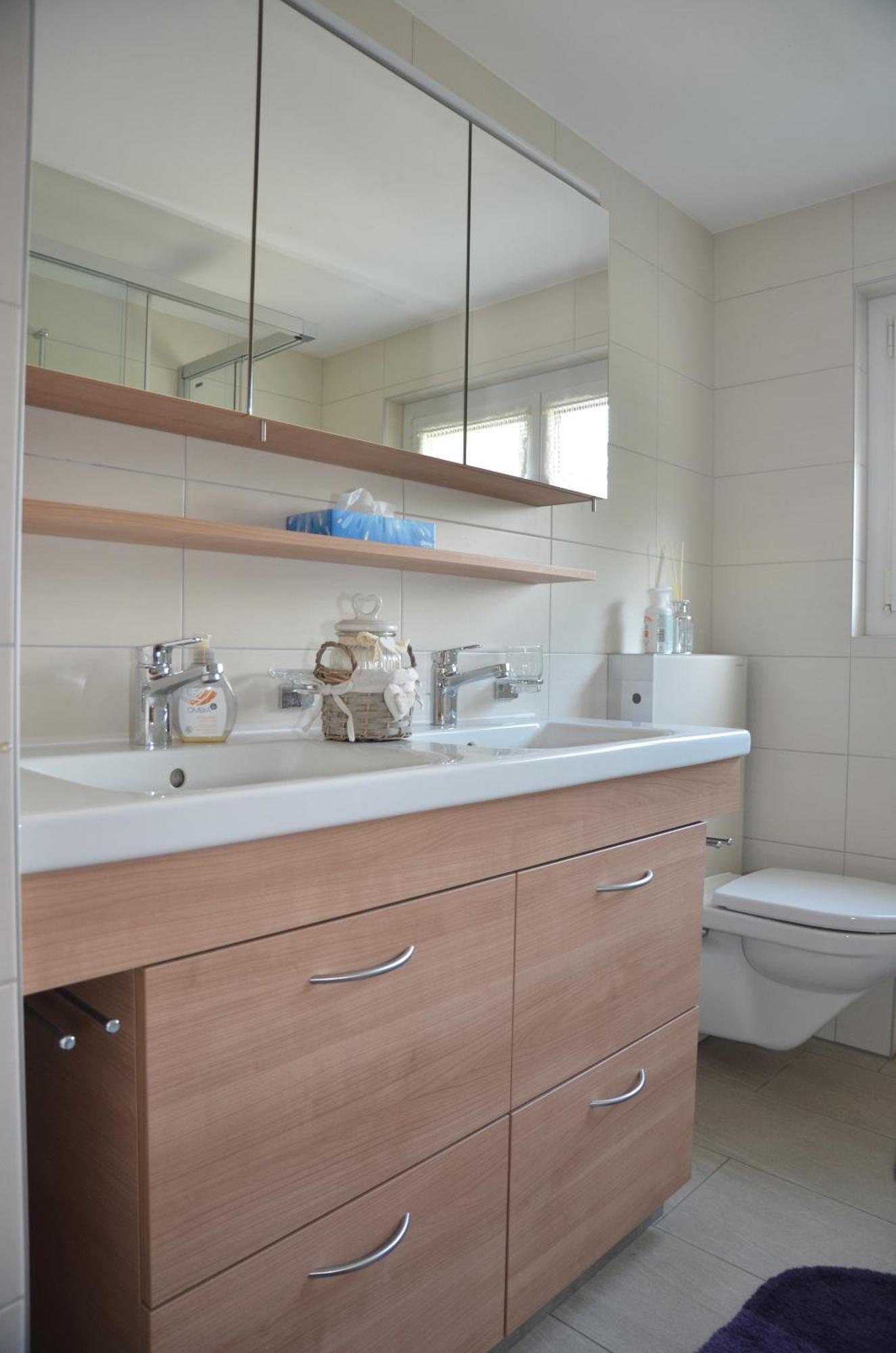 Grosse, Schoene Wohnung Im Gruenen Brig Ngoại thất bức ảnh
